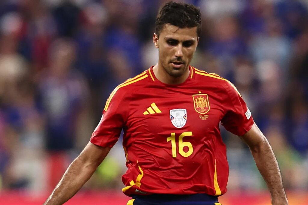 Una noche histórica para el fútbol español: Rodrigo Hernández y Aitana Bonmatí, doble Balón de Oro