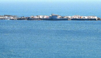 Unos pescadores encuentran un torpedo a la deriva cerca de la isla de Tabarca