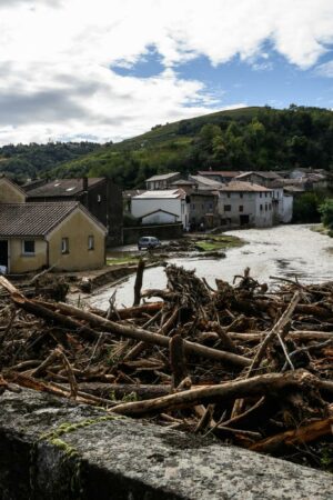 Inondations en Espagne : où en est le système d’alerte aux populations en cas d’événements climatiques extrêmes en France ?