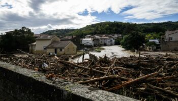 Inondations en Espagne : où en est le système d’alerte aux populations en cas d’événements climatiques extrêmes en France ?