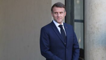 Algérie : Macron reconnaît que le dirigeant du FLN Larbi Ben M’hidi a été « assassiné par des militaires français »