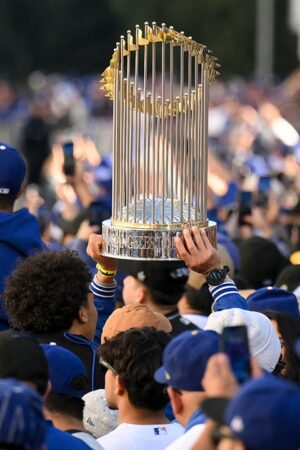 Chaos in Los Angeles continues as Dodgers fan falls from building during World Series parade: reports