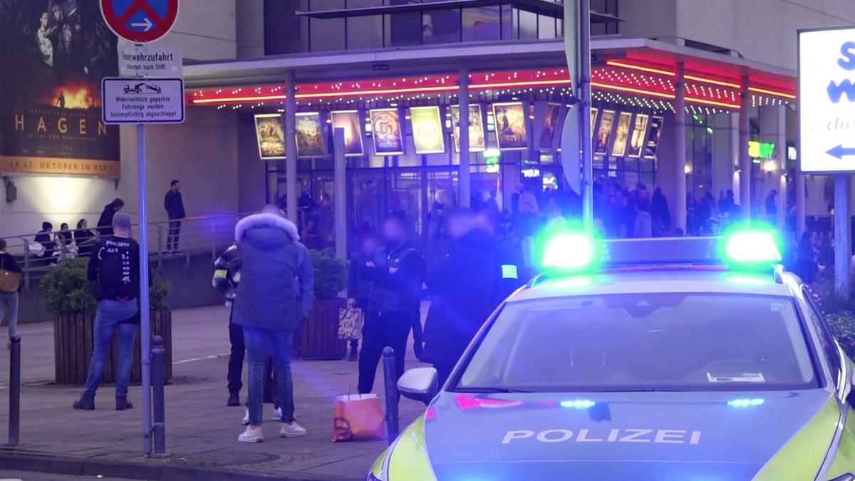 Gruppen geraten in Streit – Unbekannter schießt mit Gaspistole