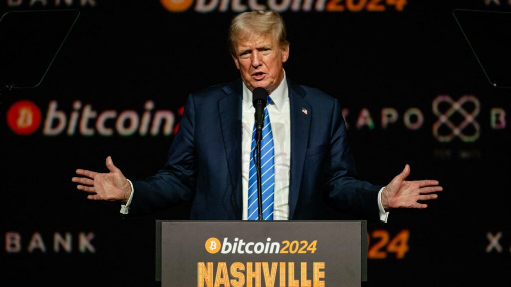 Donald Trump et les cryptomonnaies : pourquoi les détenteurs de Bitcoins espèrent la victoire du républicain