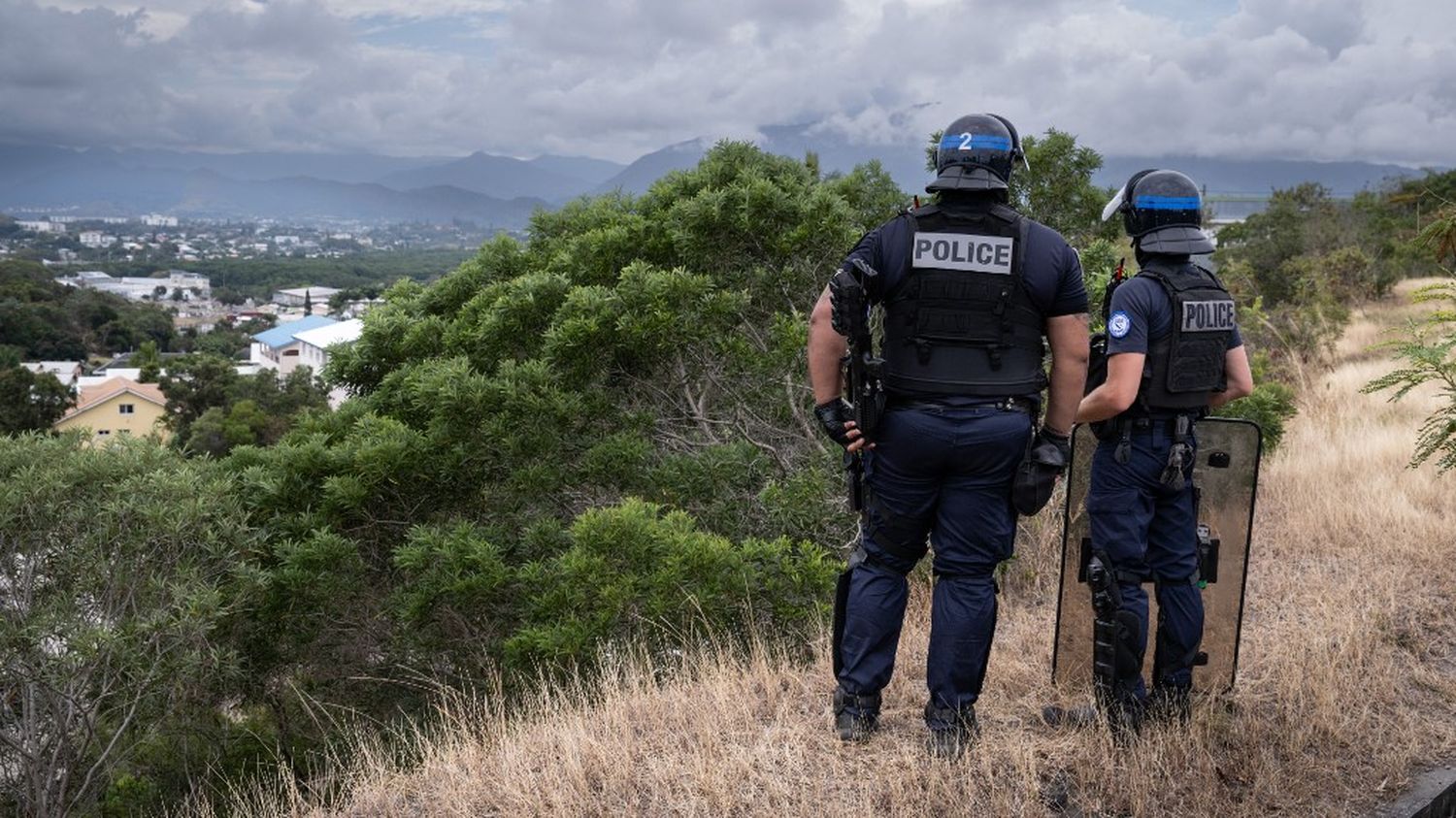 Crise en Nouvelle-Calédonie : le couvre-feu imposé depuis mi-mai va encore être allégé