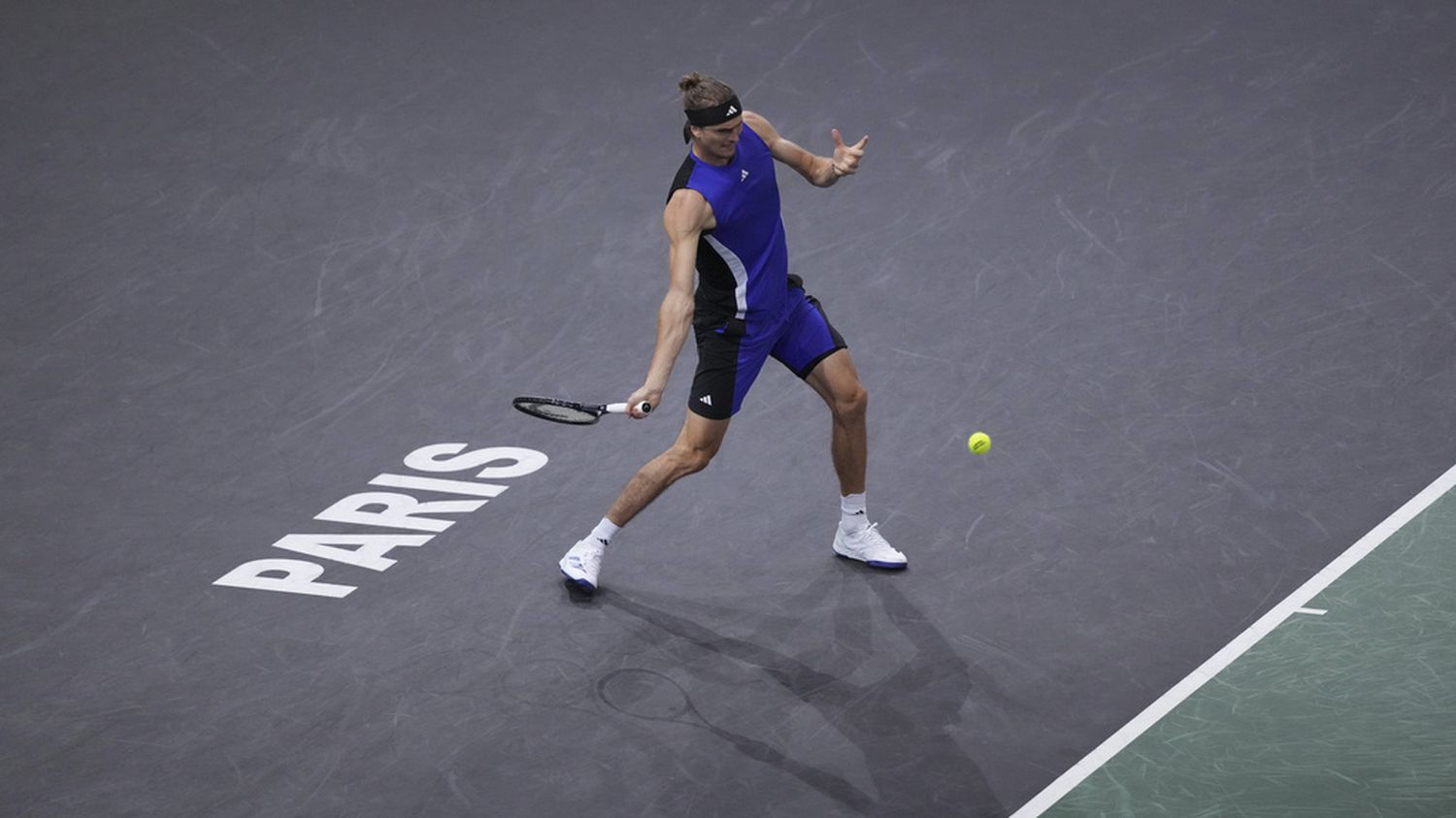 Masters 1000 de Paris-Bercy : Ugo Humbert n'est plus mené que 5-2 dans le deuxième set face à Alexander Zverev... Suivez la finale