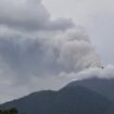 Mindestens neun Tote bei Vulkanausbruch in Indonesien