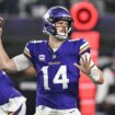 Vikings defense swarms Joe Flacco, Colts on way to dominant win at home