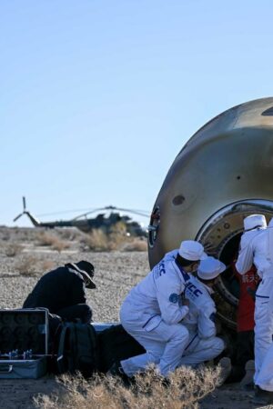 Weltraumstation Tiangong: Raumfahrer von Chinas Mission Shenzhou 18 zurück auf Erde