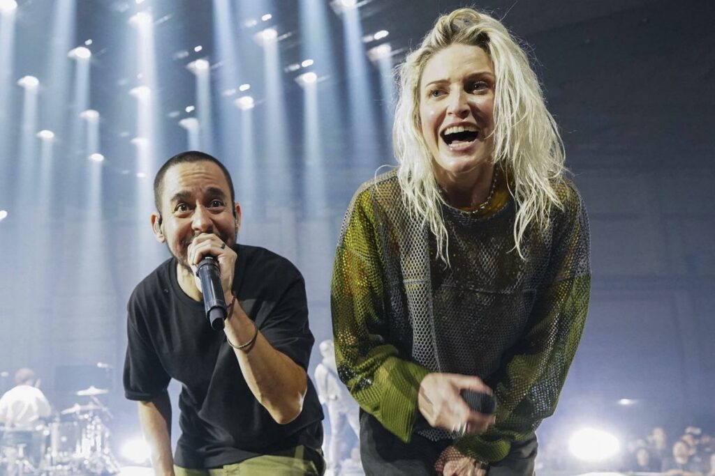 Au concert de Linkin Park à Paris : la renaissance du groupe nu metal grâce à l’incroyable voix d’Emily Armstrong