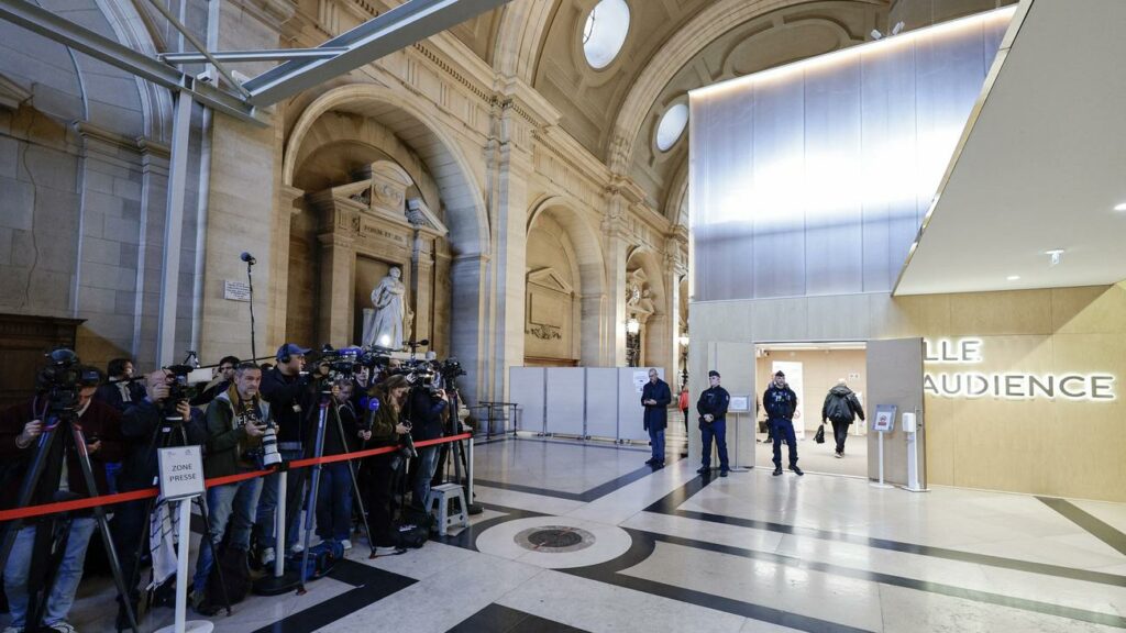 Islamistische Gewalt: Prozess wegen Hasskampagne vor Mord an Samuel Paty begonnen