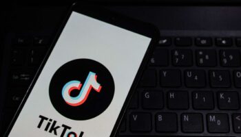 TikTok assigné en justice par sept familles en France pour « promotion du suicide »