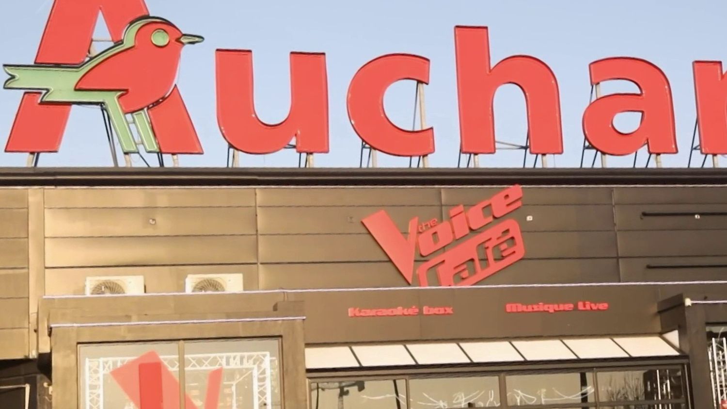 VIDEO. Grande distribution : les syndicats redoutent un plan social de grande ampleur chez Auchan