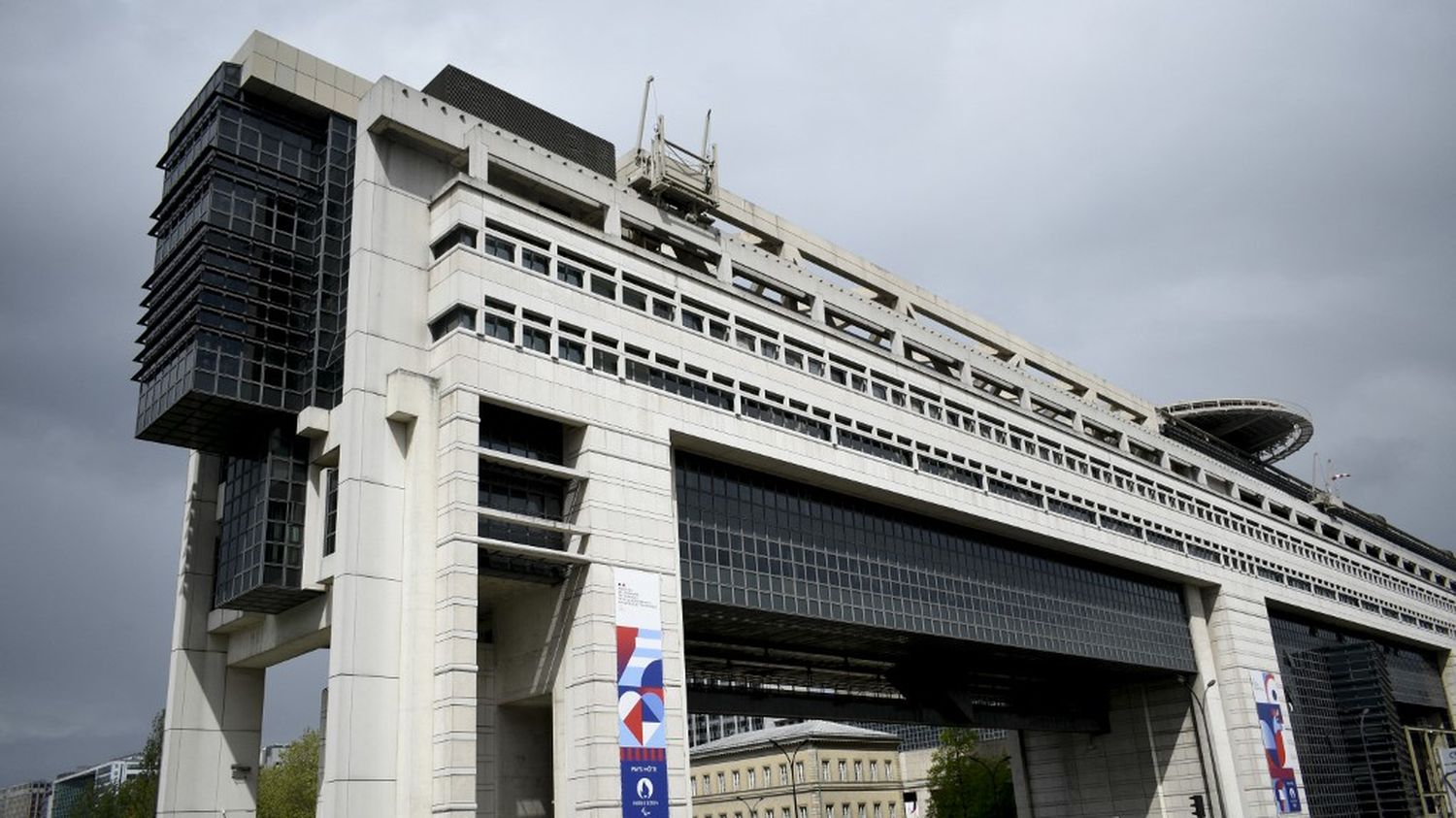 Le déficit public de la France atteindra 6,1% du PIB en 2024, selon le ministère de l'Economie