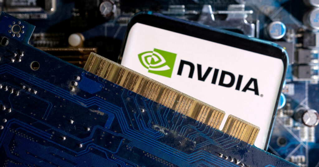 Propulsé par l’IA, Nvidia s’impose comme la première capitalisation mondiale devant Apple et va intégrer le Dow Jones