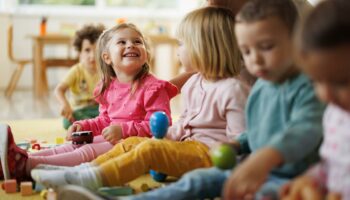 Lutte contre le harcèlement scolaire : les cours d’empathie dans toutes les écoles, une « énième opération de com » ?