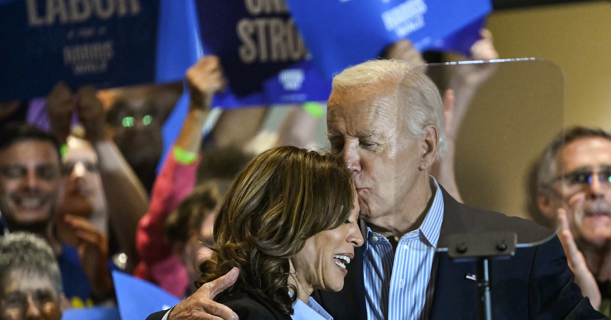 Le président américain Joe Biden et la vice-présidente Kamala Harris en campagne le 2 septembre 2024 à Pittsburgh, en Pennsylvanie (nord-est des Etats-Unis)