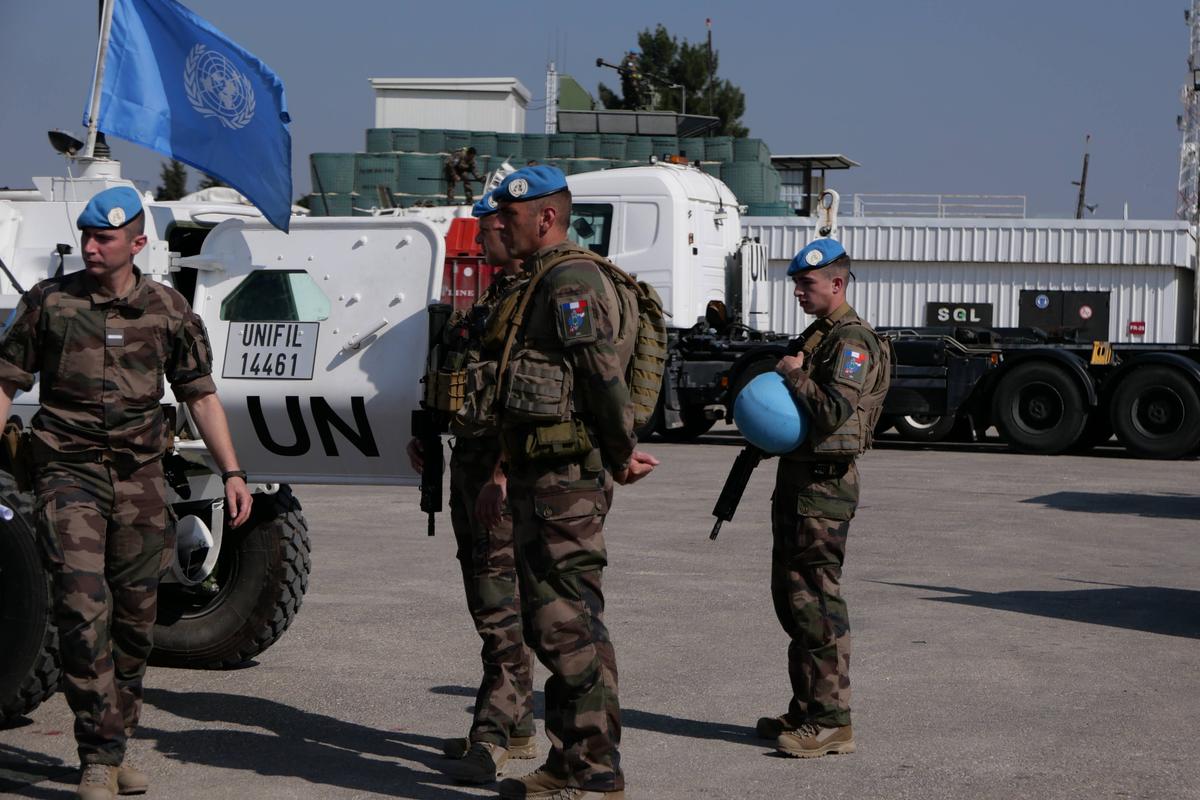 Liban : une frappe israélienne fait trois morts et plusieurs blessés, dont quatre casques bleus dans le sud du pays