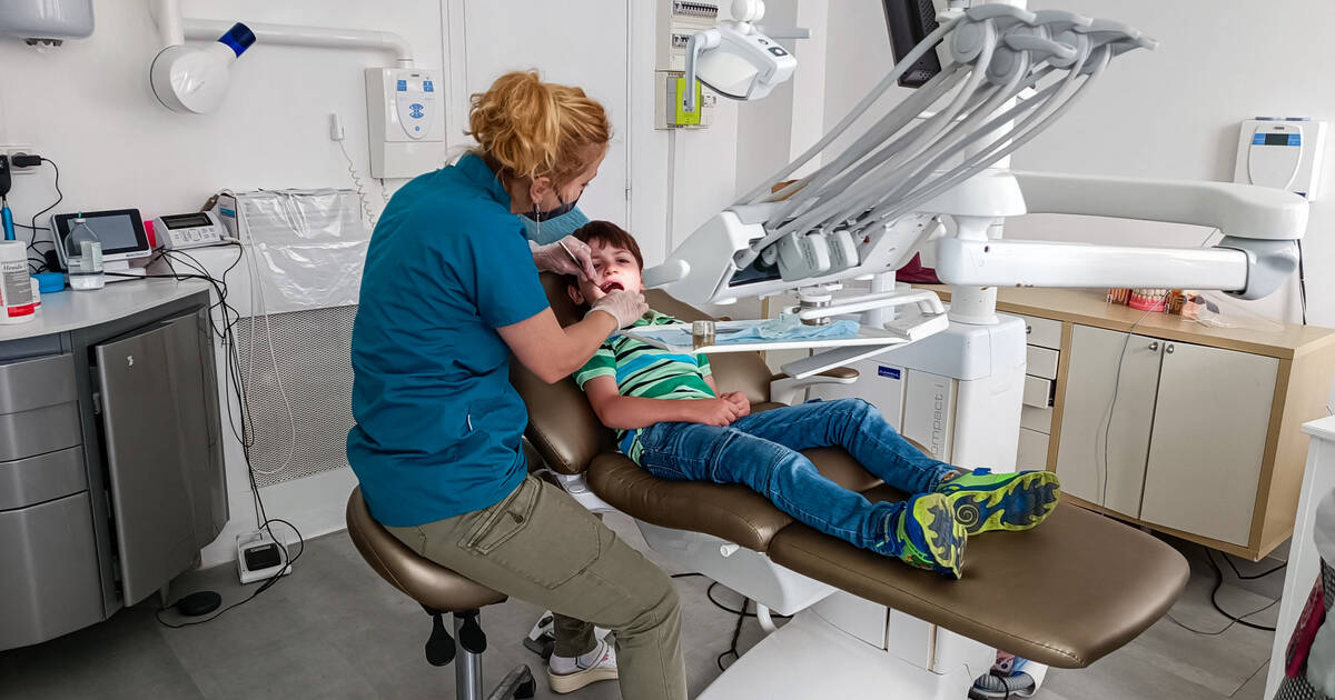 Soins des dents : un bilan annuel gratuit pour les enfants et jeunes adultes à partir de 2025