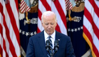 Présidentielle américaine : Joe Biden promet une "transition pacifique" avec Donald Trump