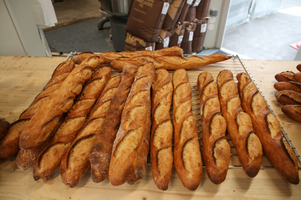 Nouveau prix record de la baguette, la vôtre est-elle plus chère qu'ailleurs en France ?