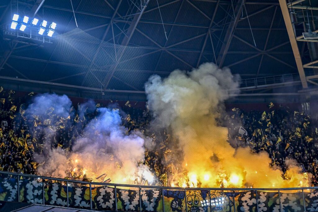 A Amsterdam, des violences éclatent après un match de Ligue Europa, Israël dénonce une « attaque antisémite préméditée »