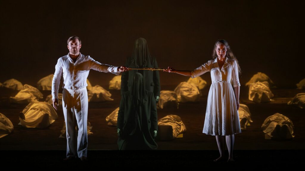 "La Flûte enchantée" à l'Opéra Bastille : l'amour, la mort et les francs-maçons