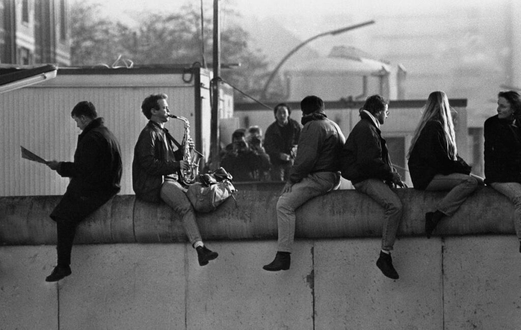 35th anniversary: The fall of the Berlin Wall in photographs