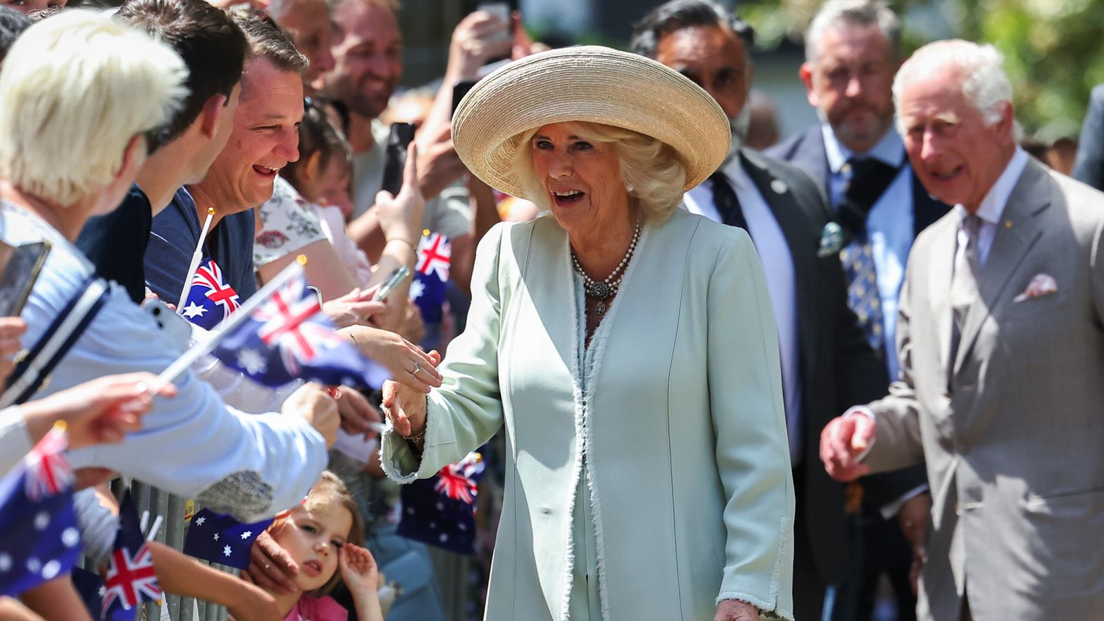 The Queen to miss Remembrance events