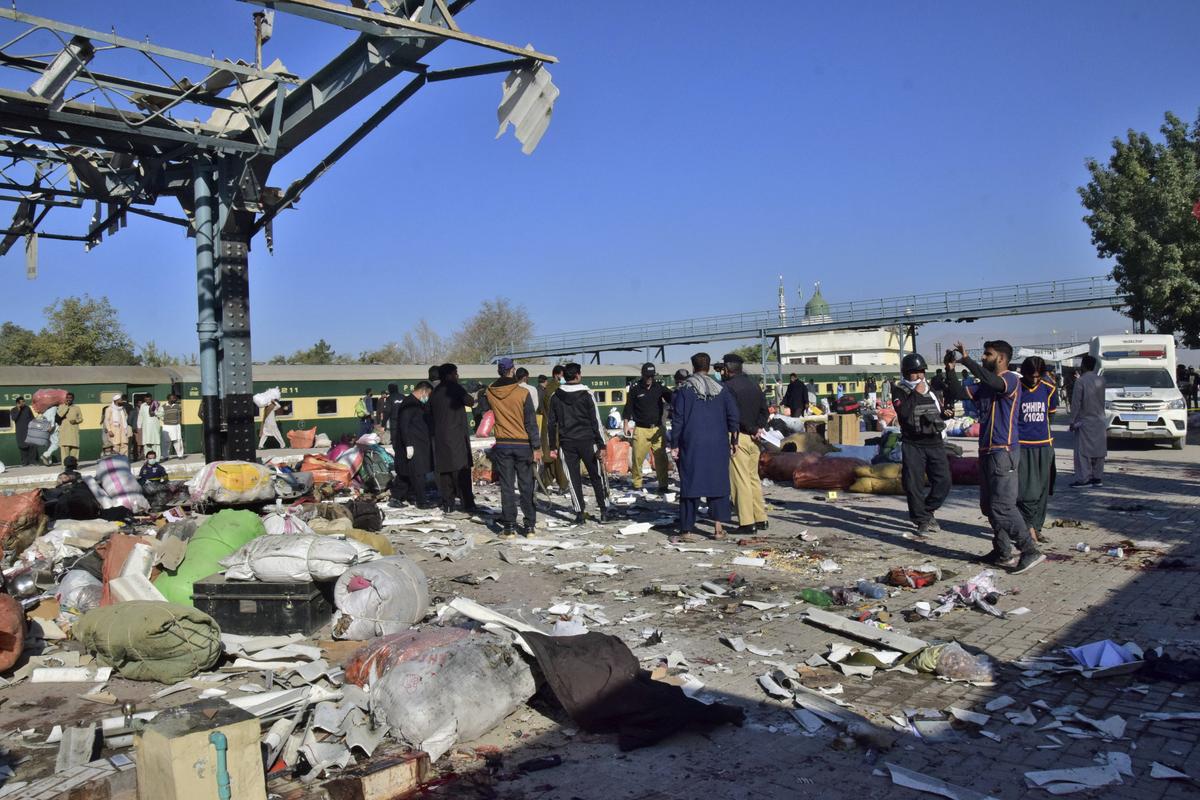 Au Pakistan, des séparatistes baloutches tuent 26 personnes dans une gare