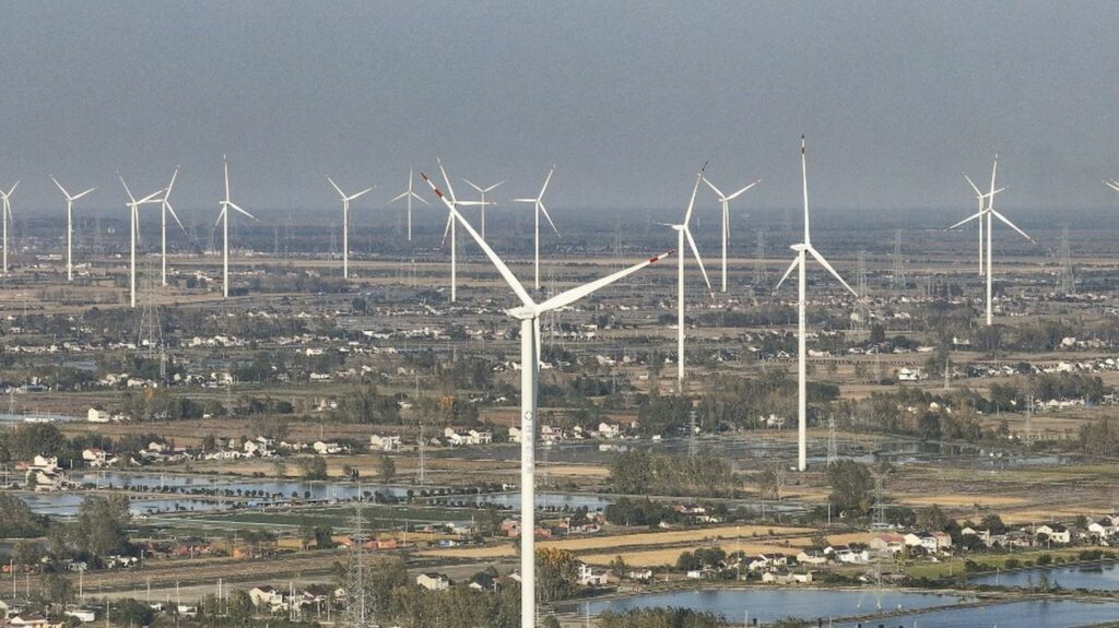 La Chine adopte une loi sur l'énergie pour "promouvoir la neutralité carbone"