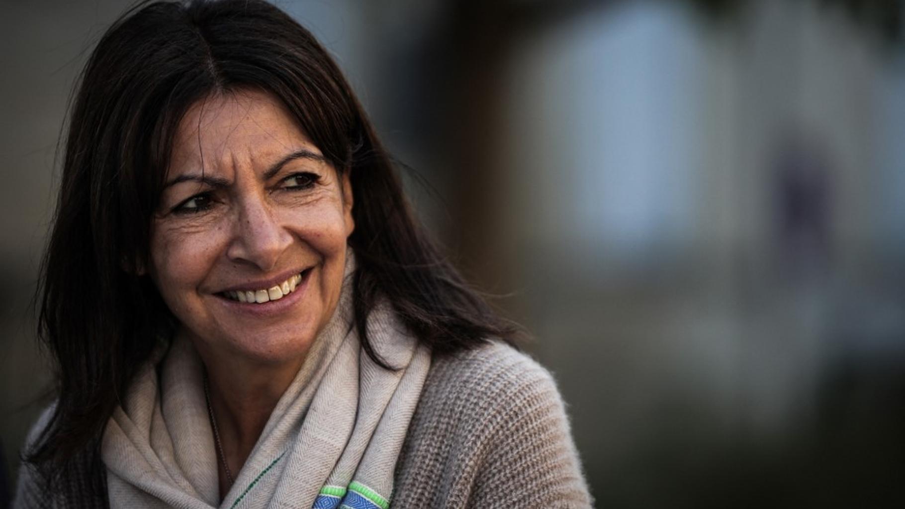 Anne Hidalgo coupe court aux rumeurs sur un départ à Bruxelles, mais...