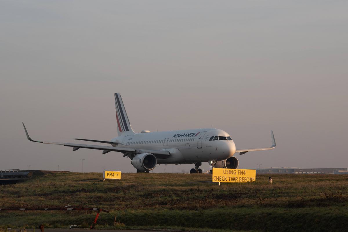 Fiscalité du transport aérien : le syndicat des pilotes appelle à la grève et à un rassemblement jeudi