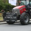 Des fermiers belges manifestent contre l'accord de libre-échange entre l'UE et le Mercosur devant le siège de la Commission européenne à Bruxelles, le 11 juillet 2019