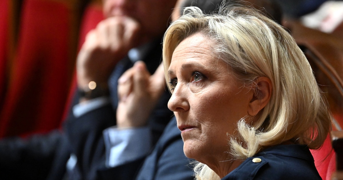 La présidente du Rassemblement national (RN), Marine Le Pen, assiste à une séance de questions au gouvernement à l'Assemblée nationale, à Paris, le 4 juillet 2023