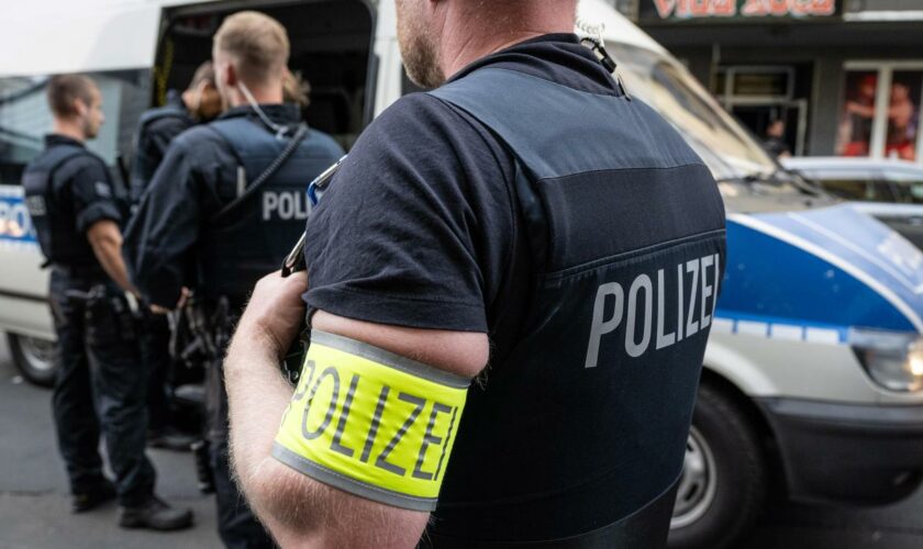 Schleswig-Holstein: 17-Jähriger wegen Anschlagsplänen verhaftet