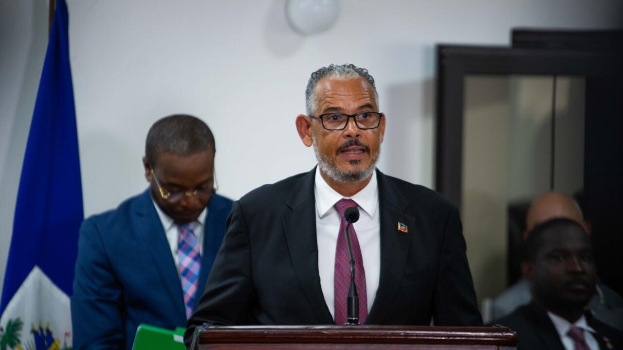 Un nouveau Premier ministre en Haïti, tirs sur un avion de ligne américain