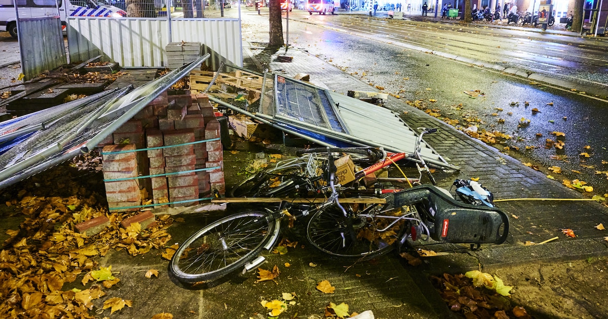 De nouvelles violences ont éclaté à Amsterdam dans la soirée du 11 novembre.