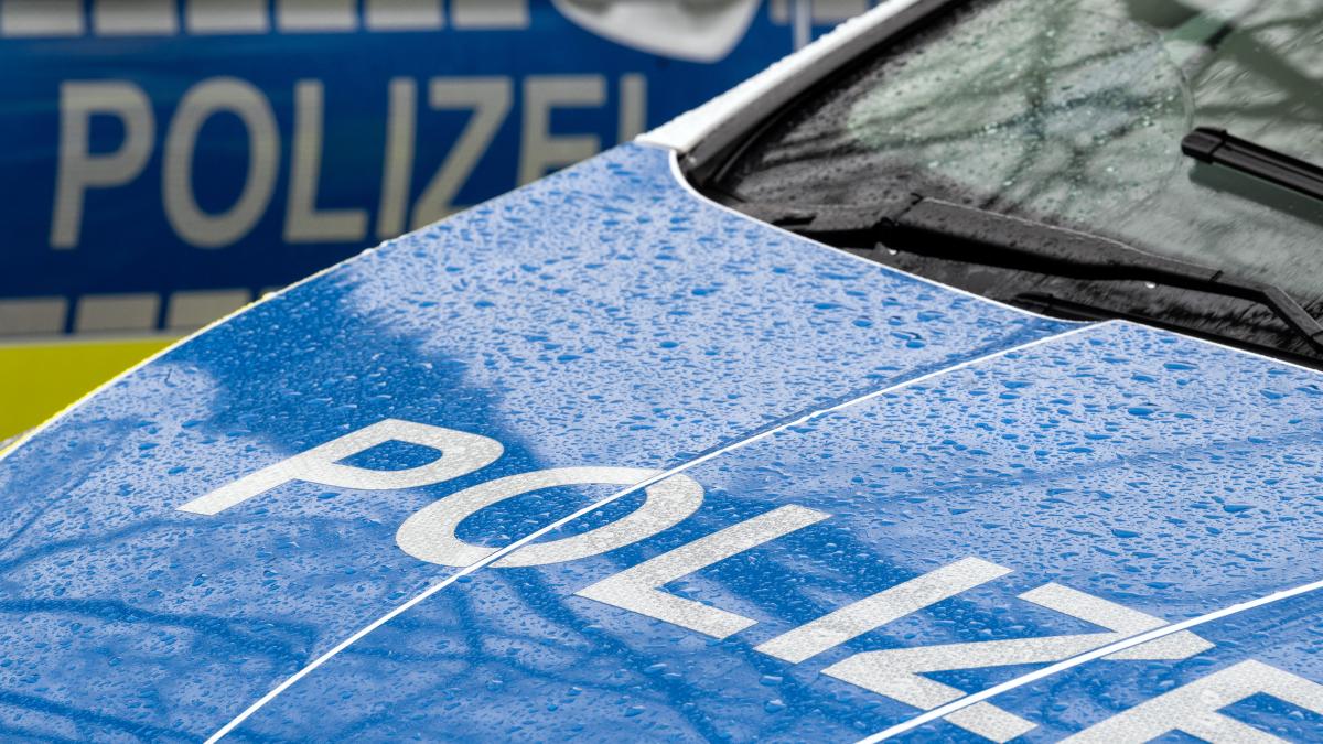 Zwei Personen zeigen 27-jährige Polizistin wegen Sexualdelikts an