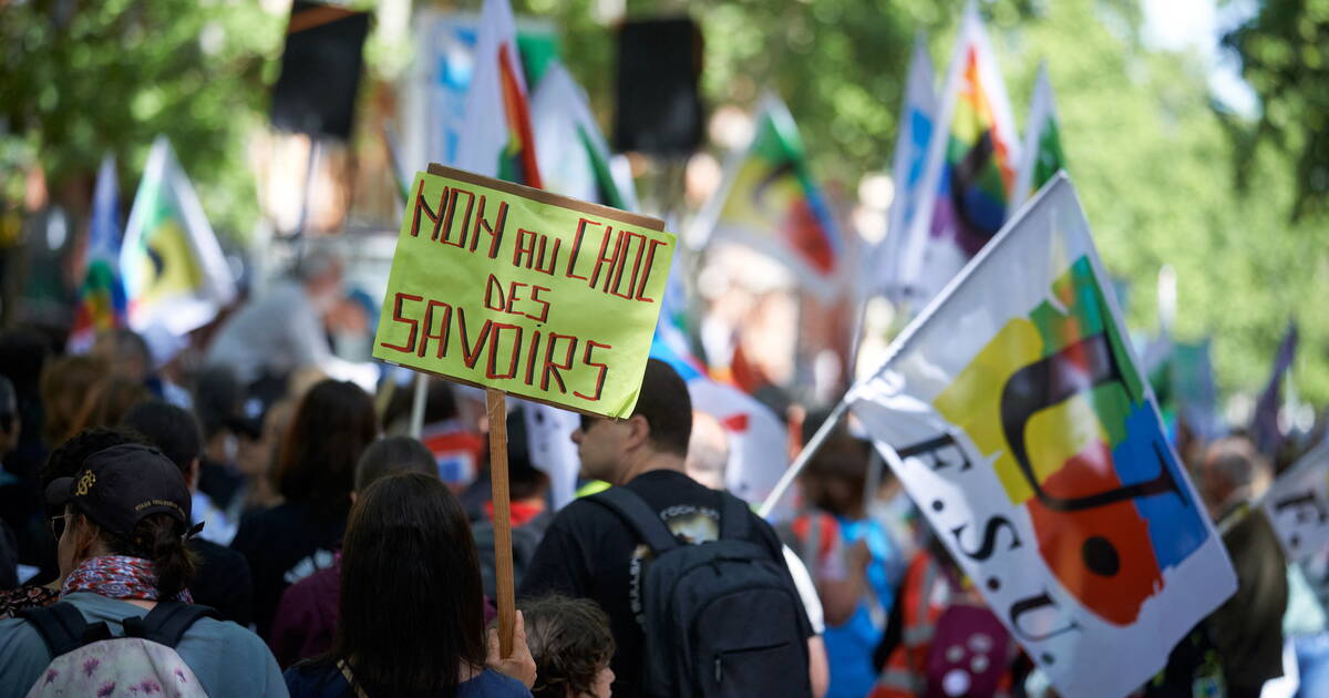 Education : face au deuxième acte du «choc des savoirs», les syndicats vent debout