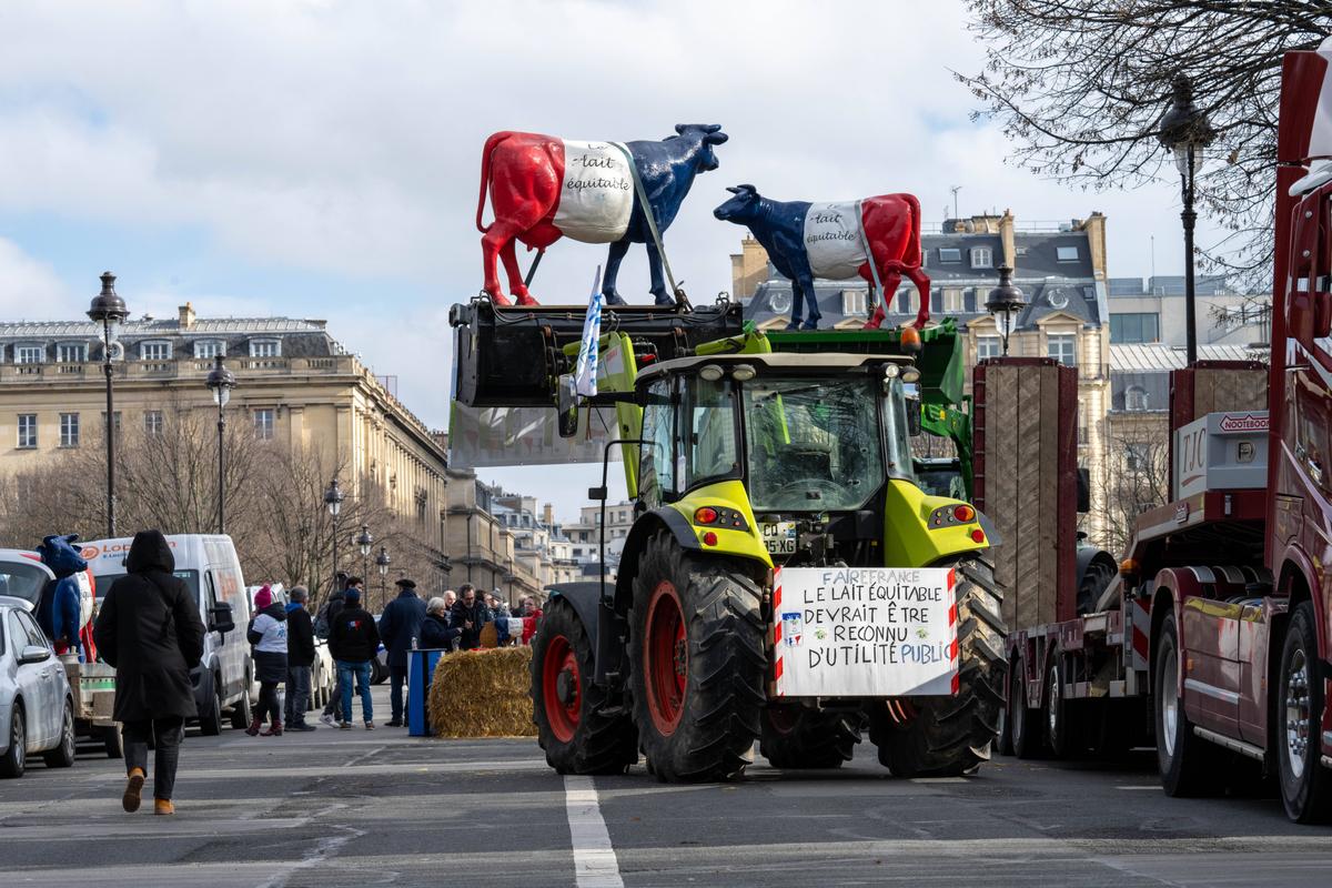 Agriculteurs en colère : la FNSEA appelle à la mobilisation nationale « à partir de lundi »