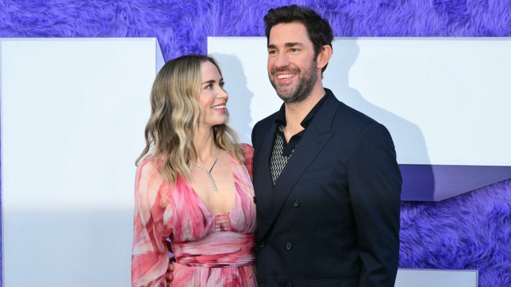 John Krasinski élu homme le plus sexy du monde en 2024 selon « People », Emily Blunt est ravie