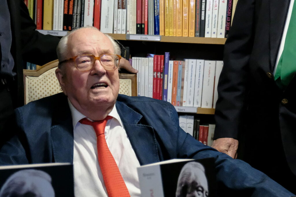 Jean-Marie Le Pen hospitalisé : des "signes de faiblesse" ont exigé sa prise en charge, sa santé très dégradée