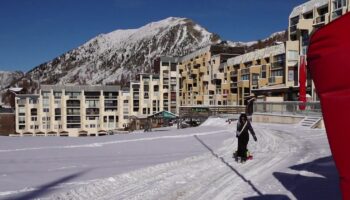 Dans les Alpes-Maritimes, les stations de ski commencent à préparer la saison sous les premières neiges