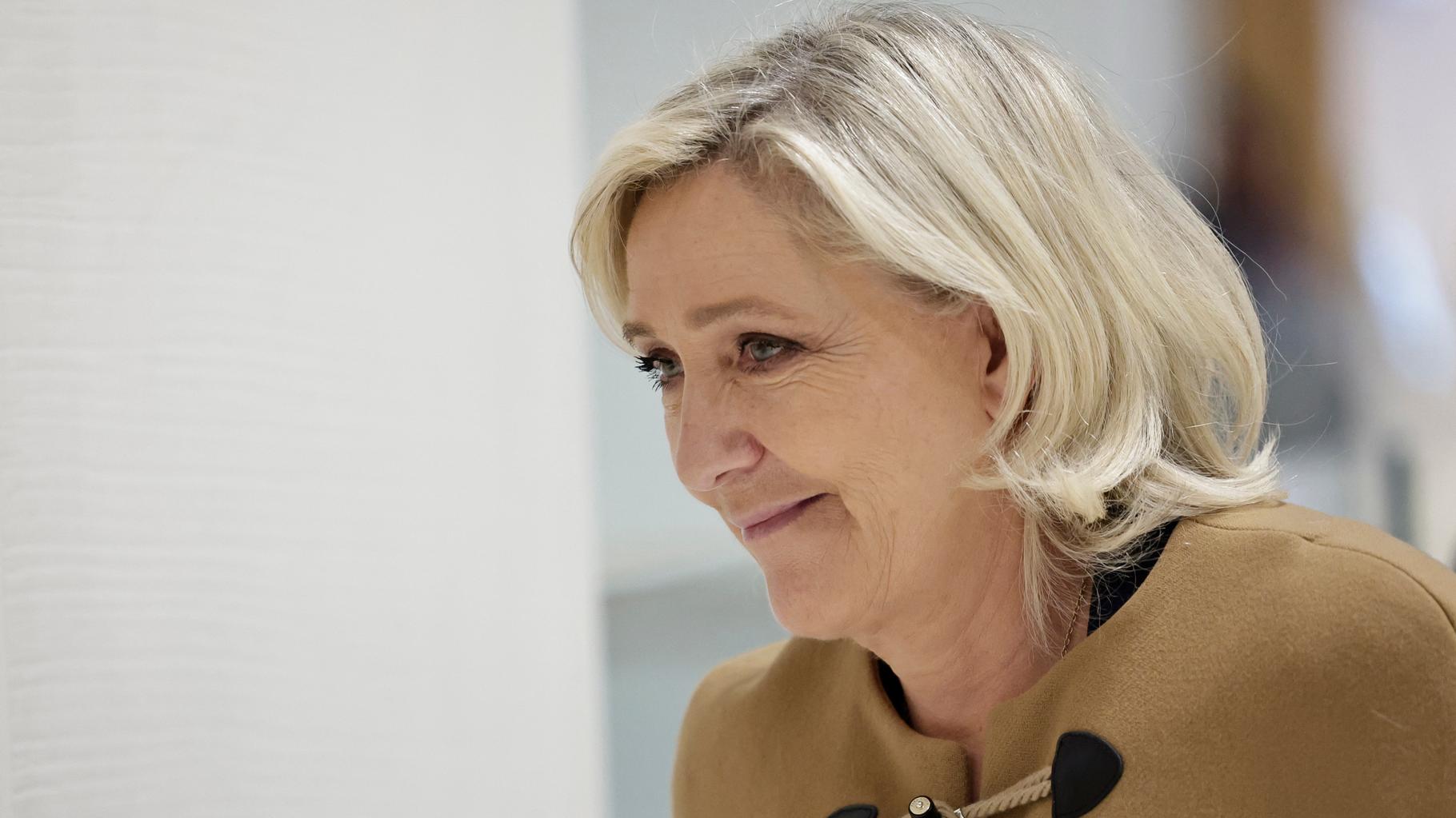 Marine Le Pen au procès des assistants parlementaires du RN : l’inéligibilité requise contre l’ex-présidente du parti