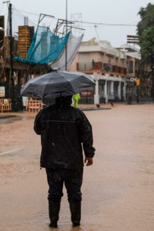 “Plus de 100 litres par mètre carré” : de nouvelles inondations menacent l’Espagne