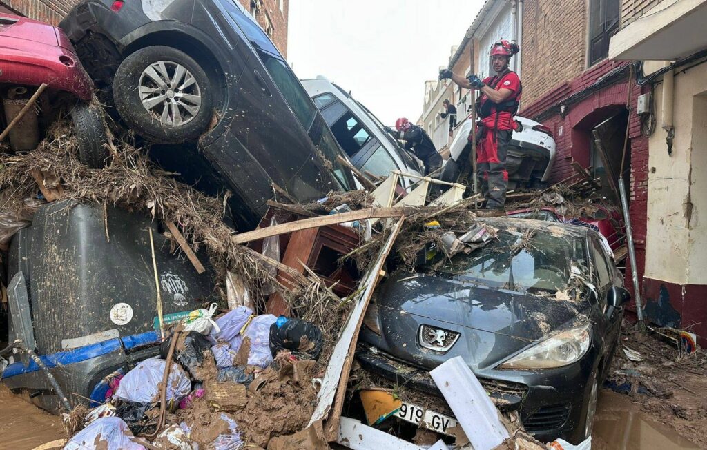 « Danger extrême »… En Espagne, Valence en alerte rouge aux inondations