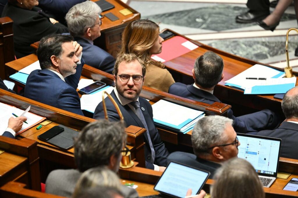 Budget 2025 : après le rejet du volet « recettes », comment va se passer la suite des discussions ?