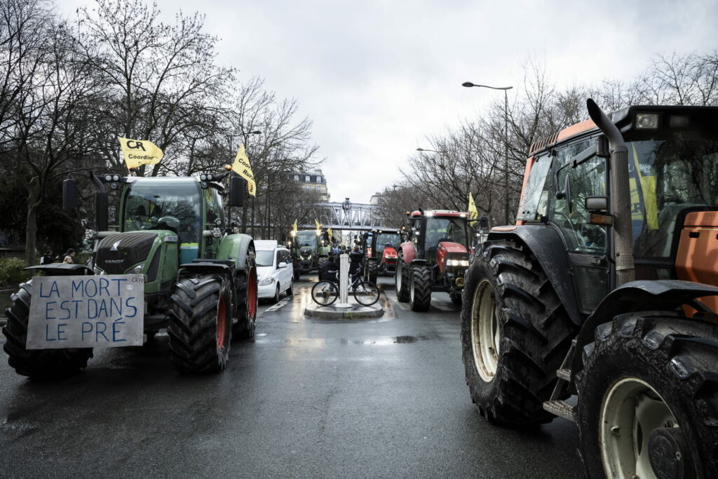 Crise des agriculteurs : des mobilisations dans "tous les départements", la colère monte