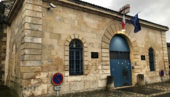 Un détenu de la maison d'arrêt de Saintes en Charente-Maritime s'évade en sortant les poubelles